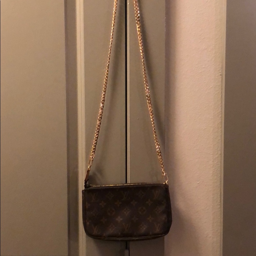 Louis Vuitton Pochette with Gold Chain Strap